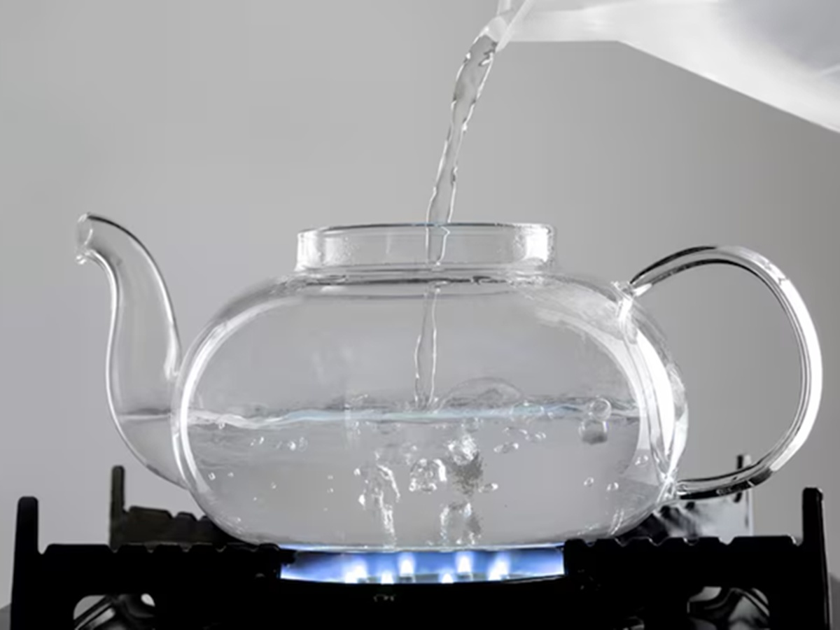 Warm Water, Hot Water, Drink Warm Water, Health Benefits of Warm water, ചൂടുവെള്ളത്തിന്റെ ഗുണങ്ങള്‍, അതിരാവിലെ ചൂടുവെള്ളം കുടിക്കുക