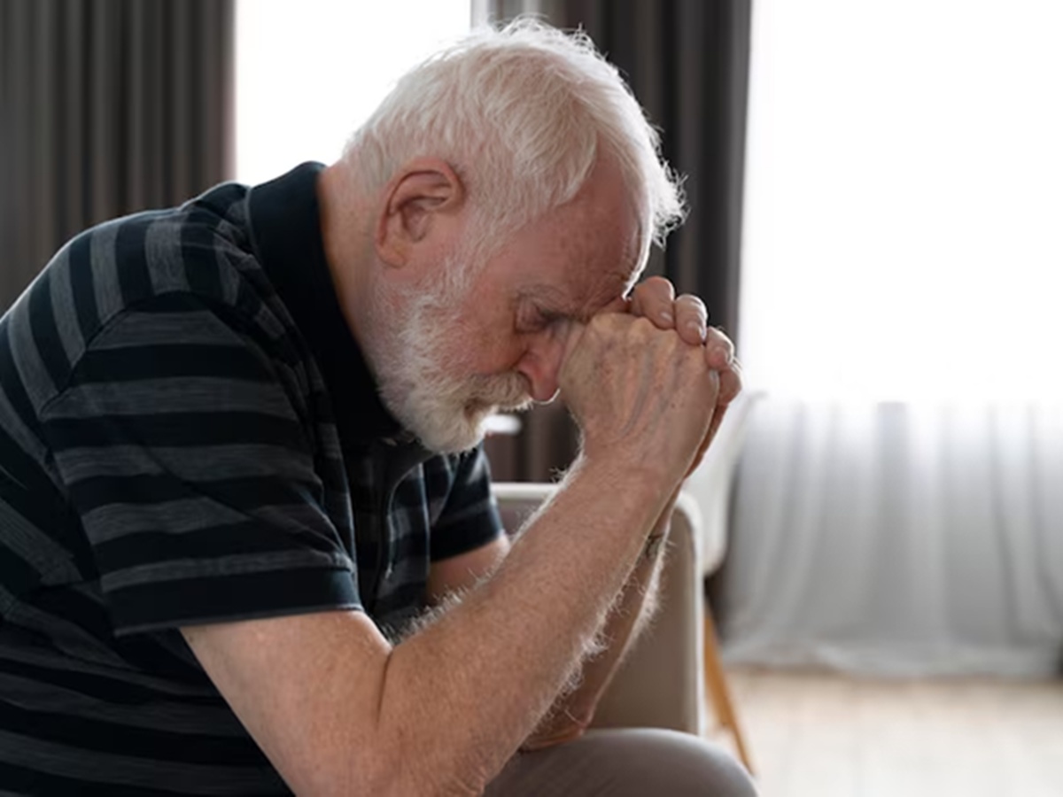 Alzheimers Symptoms, Alzheimers, What is Alzheimers, അല്‍ഷിമേഴ്‌സ്