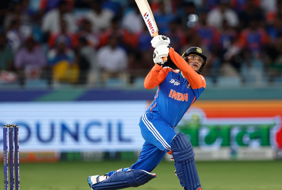 Abhishek Sharma, wasim akram advice, Pakistan Team, Pakistan pacers, Asia cup finals,അഭിഷേക് ശർമ, വസീം അക്രം ഉപദേശം, പാകിസ്ഥാൻ ടീം, പാക് പേസർ, ഏഷ്യാകപ്പ് ഫൈനൽ