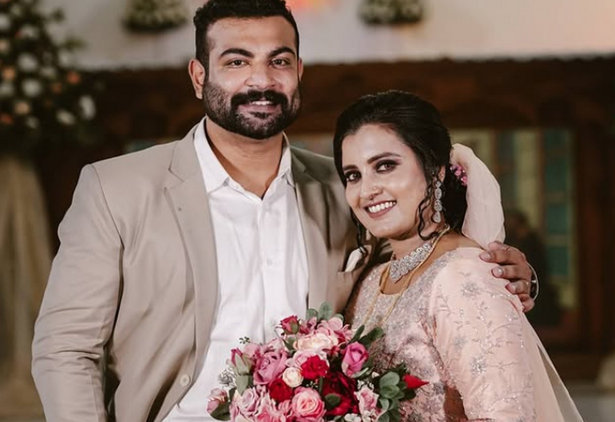 Roshna Ann Roy, Kichu Tellus, Divorce, Social Media,രോഷ്ണ ആൻ റോയ്, കിച്ചു ടെല്ലസ്, വിവാഹമോചനം,സോഷ്യൽ മീഡീയ