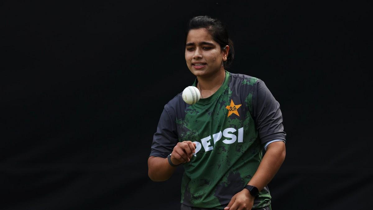 Records exist to be broken pakistan captain stern ...