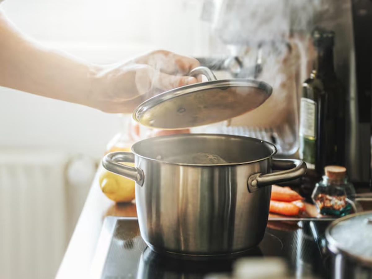 Cooking, Pressure Cookers are danger, Pressure Cooker accident, Pressure Cooker issues, പ്രഷര്‍ കുക്കറിനെ അപകടകാരിയാക്കാം