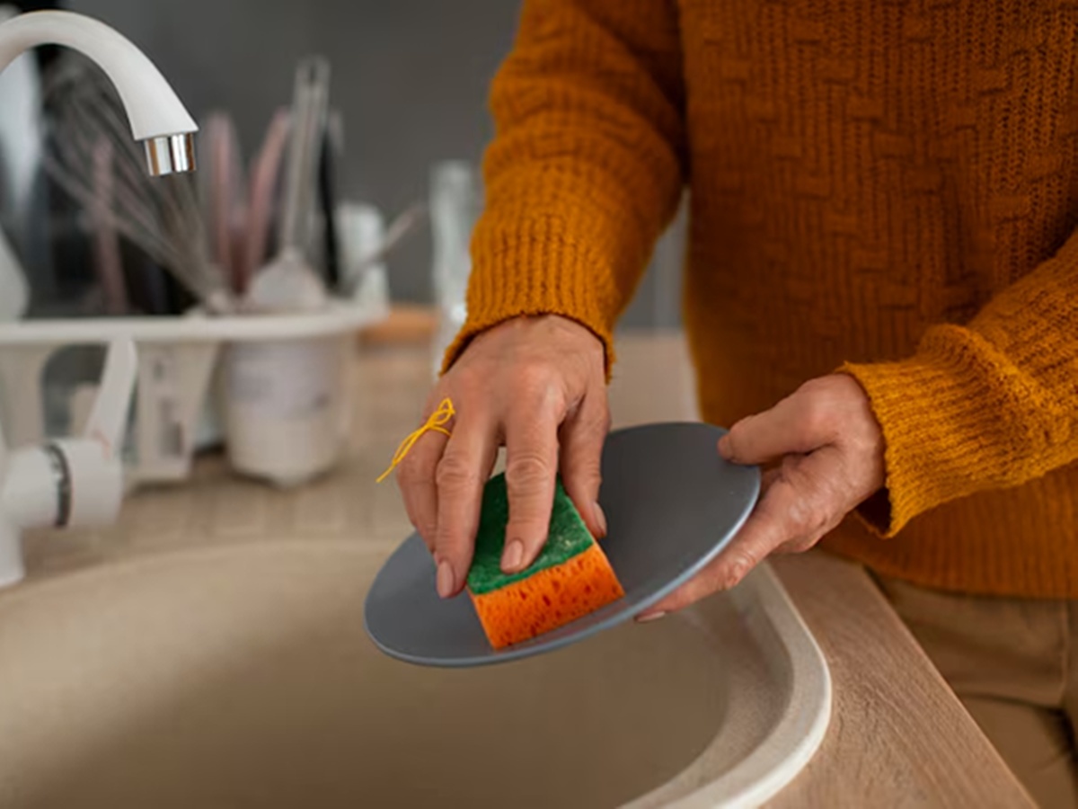 Side effects of Dish Wash Soap, How to use Dish Wash Soap, Dish Wash Soap Tips, ഡിഷ് വാഷ് ബാര്‍ ഉപയോഗിക്കുമ്പോള്‍ കൈകളില്‍ പൊള്ളല്‍ തോന്നാറുണ്ടോ