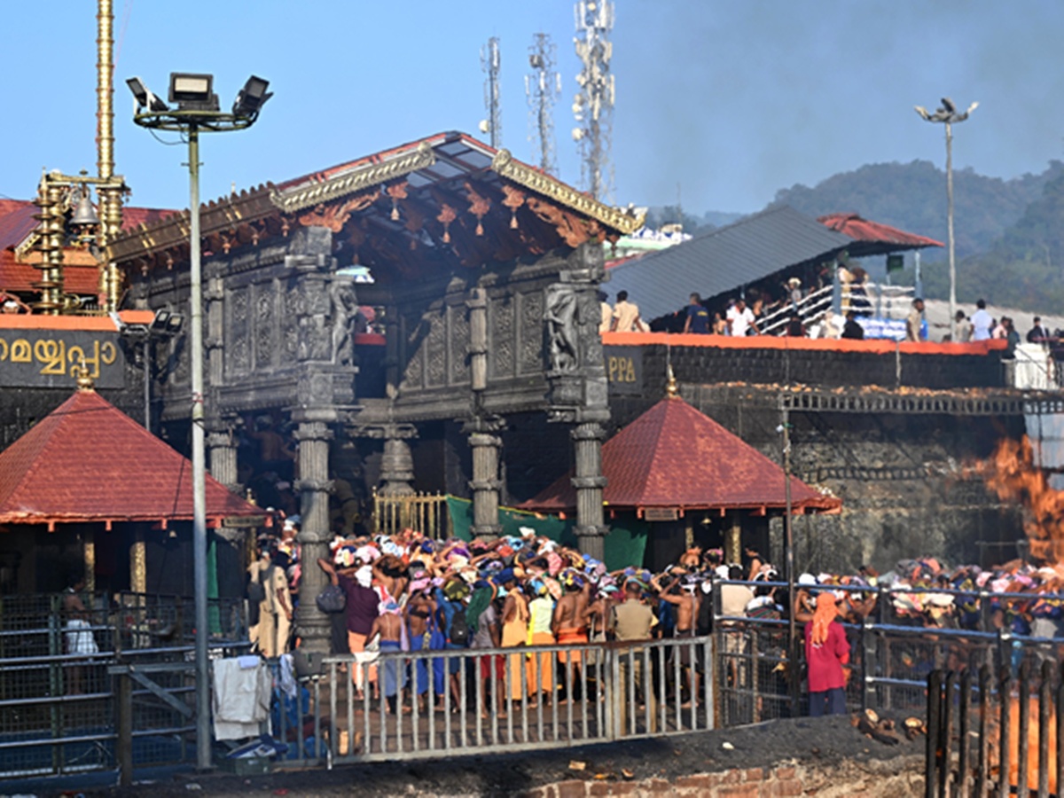 Sabarimala Restrictions Kerala Police, Sabarimala News, Sabarimala Restrictions, Sabarimala Police, Sabarimala Updates, ശബരിമല, സന്നിധാനത്ത് കേന്ദ്രസേന