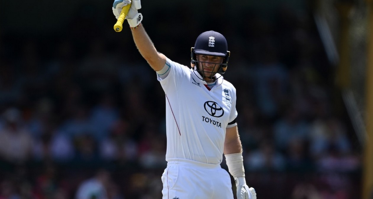 Joe Root, Joe Root Century, Ashes Series, Ricky Ponting,ജോ റൂട്ട്, ജോ റൂട്ട് സെഞ്ചുറി, ആഷസ് സീരീസ്, റിക്കി പോണ്ടിംഗ്