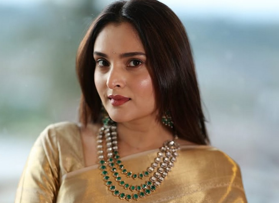 Divya spandana, Supreme court, Stray dogs, Rape, ദിവ്യ സ്പന്ദന, സുപ്രീം കോടതി, തെരുവ് നായ, ബലാത്സംഗം