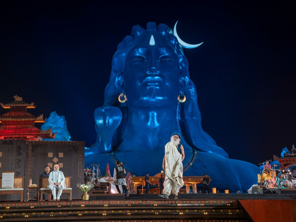 Sadhguru - Sivarathri celebration