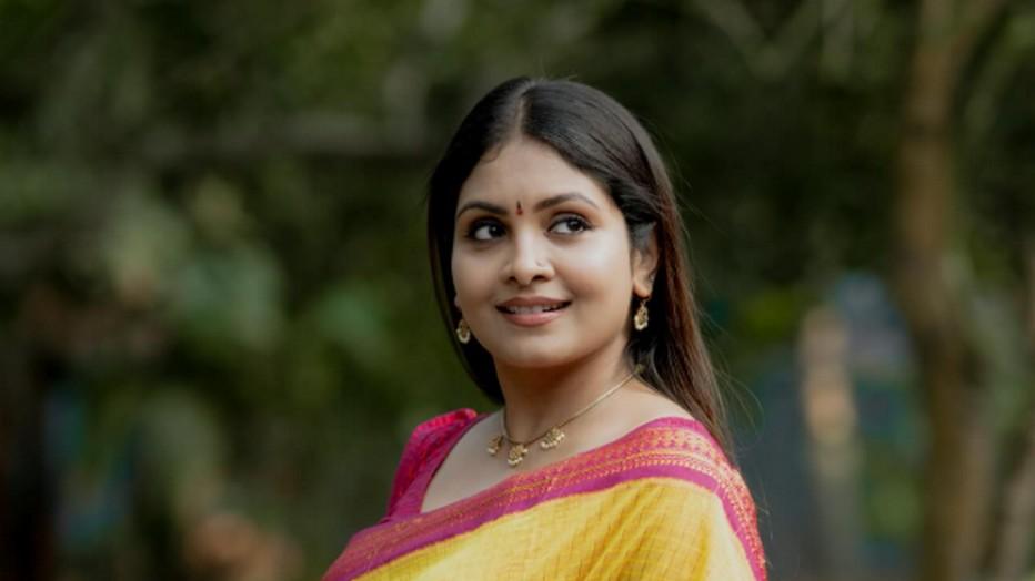 Gayatri arun about parasparam