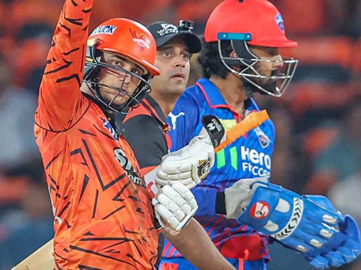 SRH vs DC