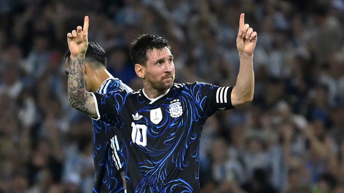 Lionel Messi: ഗോൾഡൻ ബോളും ഗോൾഡൻ ബൂട്ടും ...