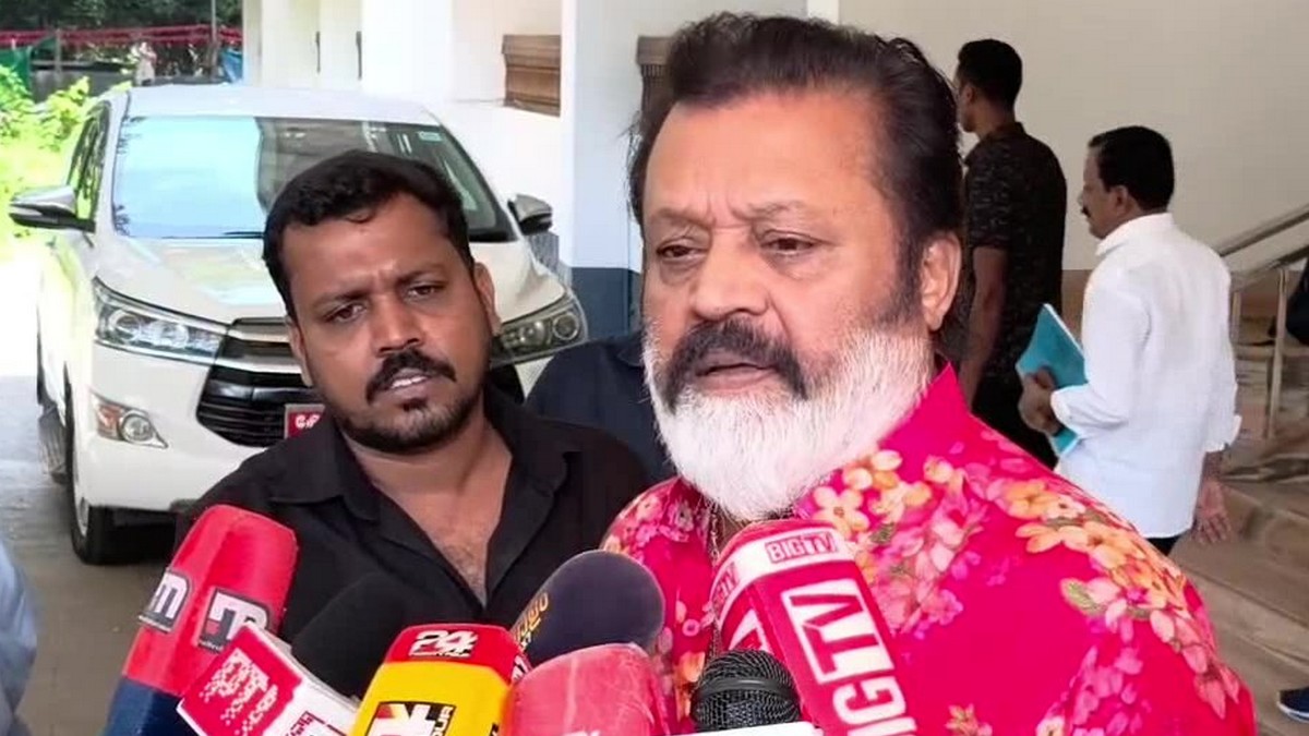 സാധാരണ റെയ്ഡ് നടക്കുമ്പോൾ മുറ്റത്ത് മാത്രമാണോ ...