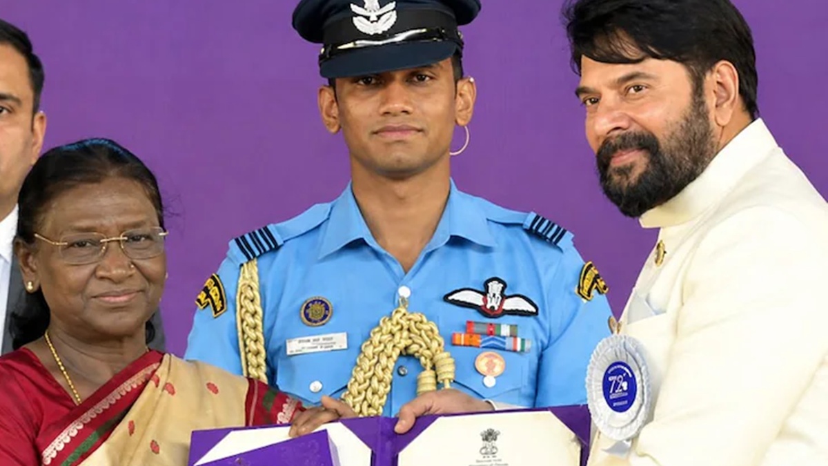ചരിത്ര നേട്ടത്തിൽ മമ്മൂട്ടി, സാക്ഷിയായി സുൽഫത്ത്; ...