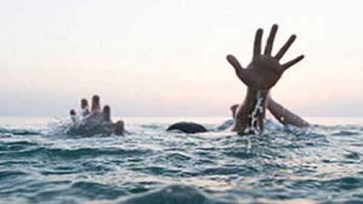 बीड जिल्ह्यातील पुरुषोत्तमपुरी तीर्थक्षेत्री ...