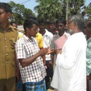 கிழக்கிலங்கையில் தொடரும் மீனவர் போராட்டங்கள்