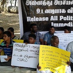 தமிழ்க் கைதிகள் விடுதலை கோரி யாழ்ப்பாணத்தில் ஆர்ப்பாட்டம்
