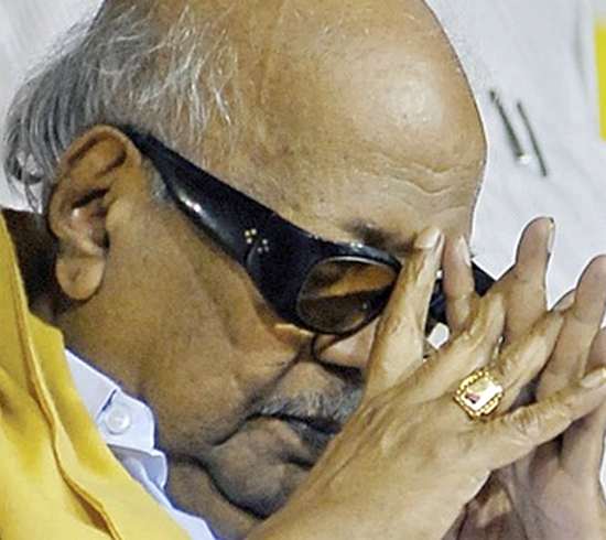 நிதானத்தை இழக்கும் கருணாநிதி! - தேர்தல் ...