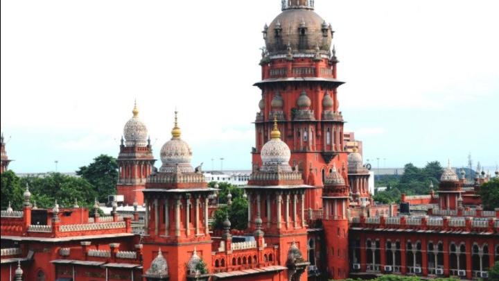 எடப்பாடி பழனிசாமி பெயரை பயன்படுத்த நிரந்தர தடை! – கனகராஜ் சகோதரருக்கு நீதிமன்றம் உத்தரவு!