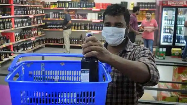 தீபாவளி கொண்டாட்டம்… டாஸ்மாக் விற்பனை 413 கோடி!