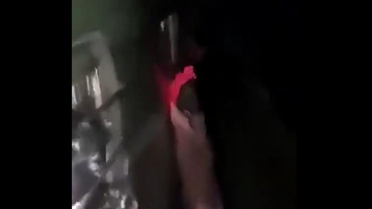 பீகாரில் ஓடும் ரயில் செல்போன் பறிக்க முயற்சி...திருடனுக்கு திகில் காட்டிய பயணிகள்!