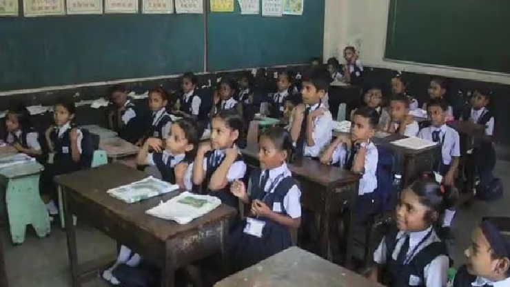 அரசு பள்ளிகளில் எல்கேஜி, யுகேஜி கைவிடப்படுகிறதா? பள்ளிக்கல்வித்துறை மெளனம்..!