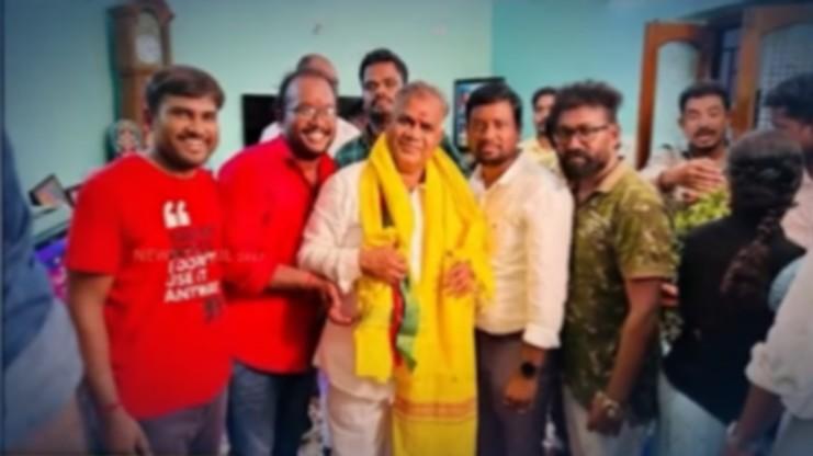 ''ஸ்பா, மசாஜ் '' சென்டரில் பாலியல் தொழில்.. விஜய் மக்கள் இயக்க நிர்வாகி கைது!