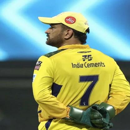 தோனியின் ஃபேன்பேஸ் கண்டு நெகிழ்ந்த பேட்கமின்ஸ்