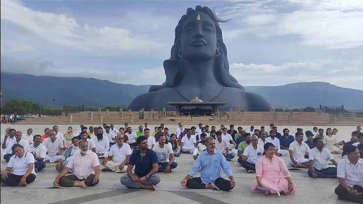 குடி பழக்கத்திலிருந்து விடுபட யோகா உதவி செய்கிறது - பள்ளிகளில் யோகா பயிற்சி வழங்கப்பட வேண்டும் -  அண்ணாமலை