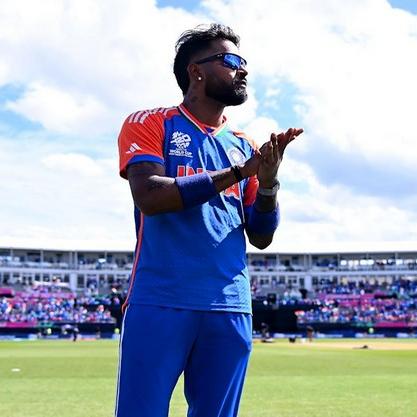 ஆல்ரவுண்டர்களுக்கான தரவரிசையில் உச்சம் தொட்ட இந்திய வீரர்!