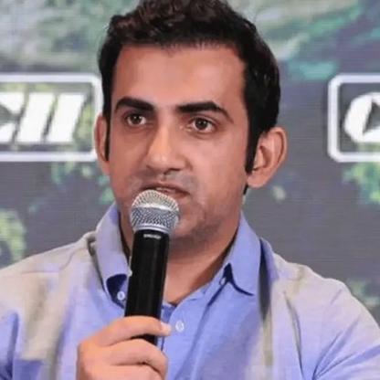 எதிரணி வீரர்களோடு சண்டை போட்டிருக்கிறேன்… அதெல்லாம் ஏன் –வீரர்களுக்கு கம்பீர் அறிவுரை!