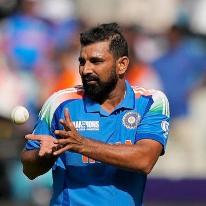 ஒரு நாள் போட்டிகளில் அதிவேக 200 விக்கெட்கள்… ஷமி படைத்த புதிய சாதனை!