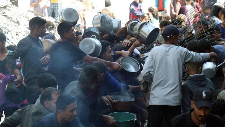 இது கருணையற்ற கொலை! உணவில் விஷ மாத்திரை? - காசா மக்களை கொல்ல இஸ்ரேல் செய்த சதி!