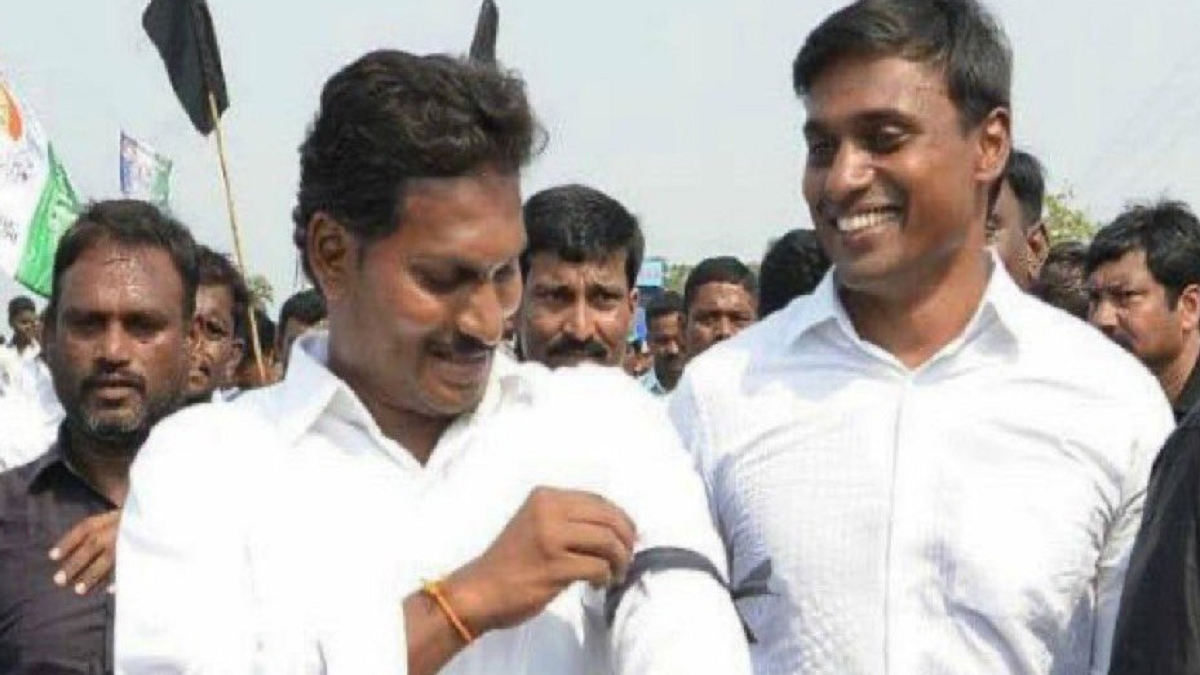 ரூ.3,500 கோடி ஊழல் மதுபான ஊழல் வழக்கு: முன்னாள் முதல்வர் ஜெகன்மோகன் ரெட்டி பெயரும் சேர்ப்பு!