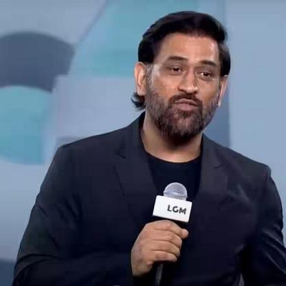 சிஎஸ்கே அணியுடன் இன்னும் 15 ஆண்டுகள் இருப்பேன் – தோனி பேச்சு!