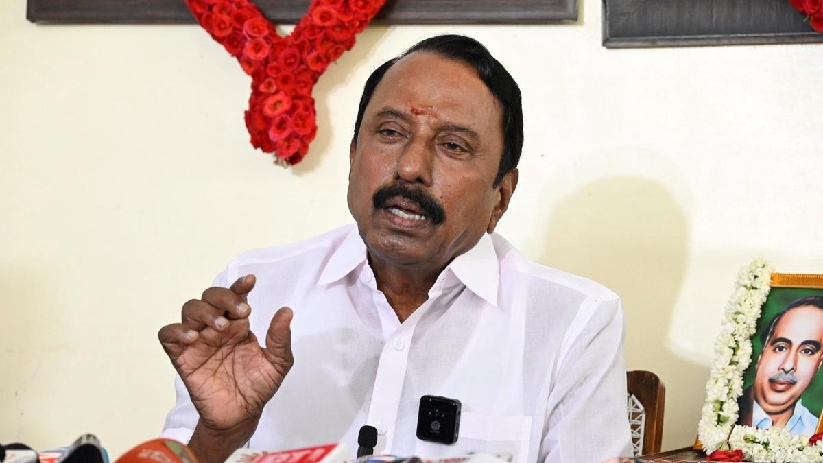 செங்கோட்டையன் மருத்துவமனையில் அனுமதி!.. திடீர்னு ...