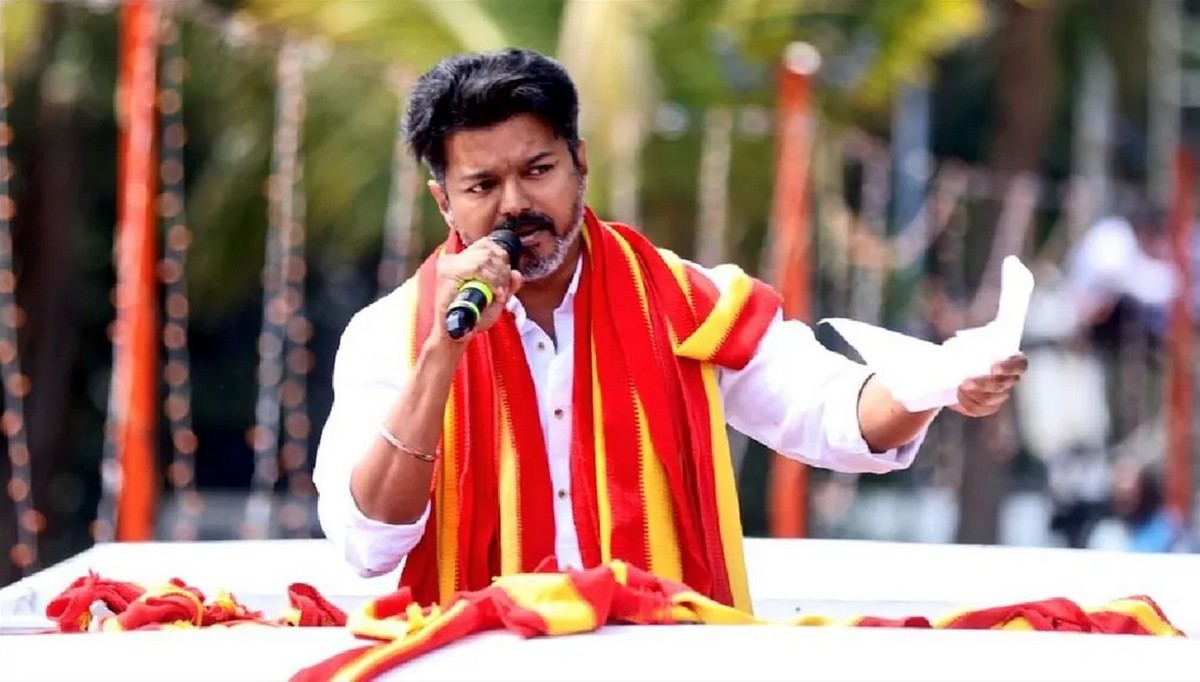 ஓட்டு போட போனா பஸ் இல்ல!.. தவிக்கும் இளைஞர்கள்!.. ...