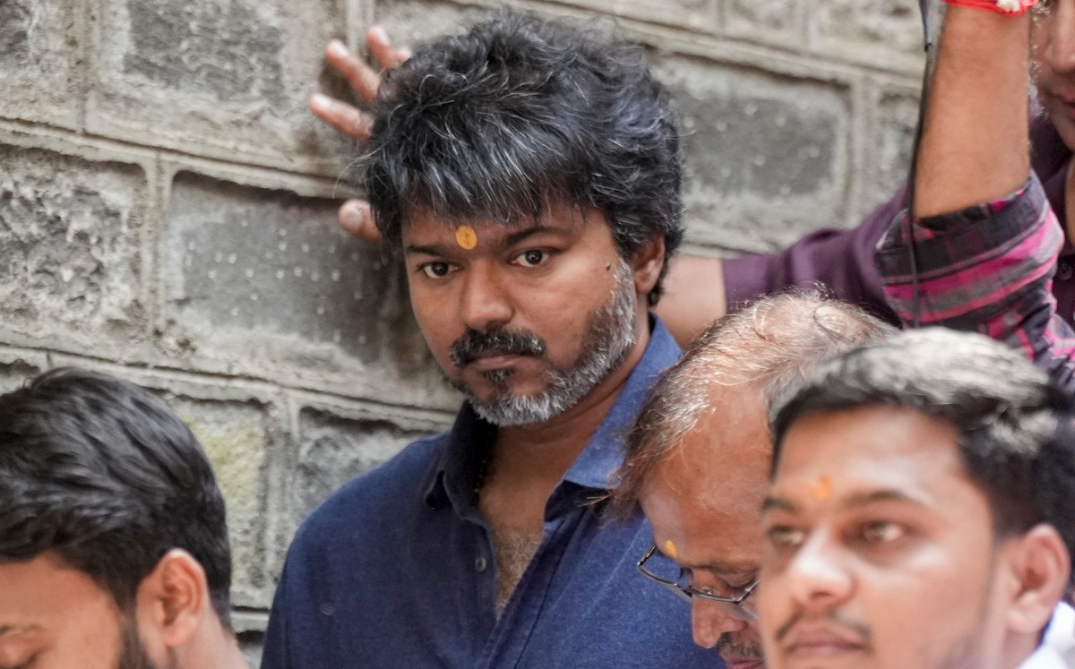 பாதி வேட்பாளர்களை நேரில் பார்க்காத விஜய்!.. ...