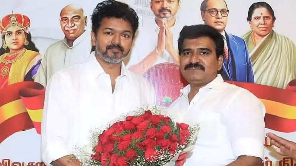 அமைச்சருக்காக திருப்பரங்குன்றம் கோவிலில் ...