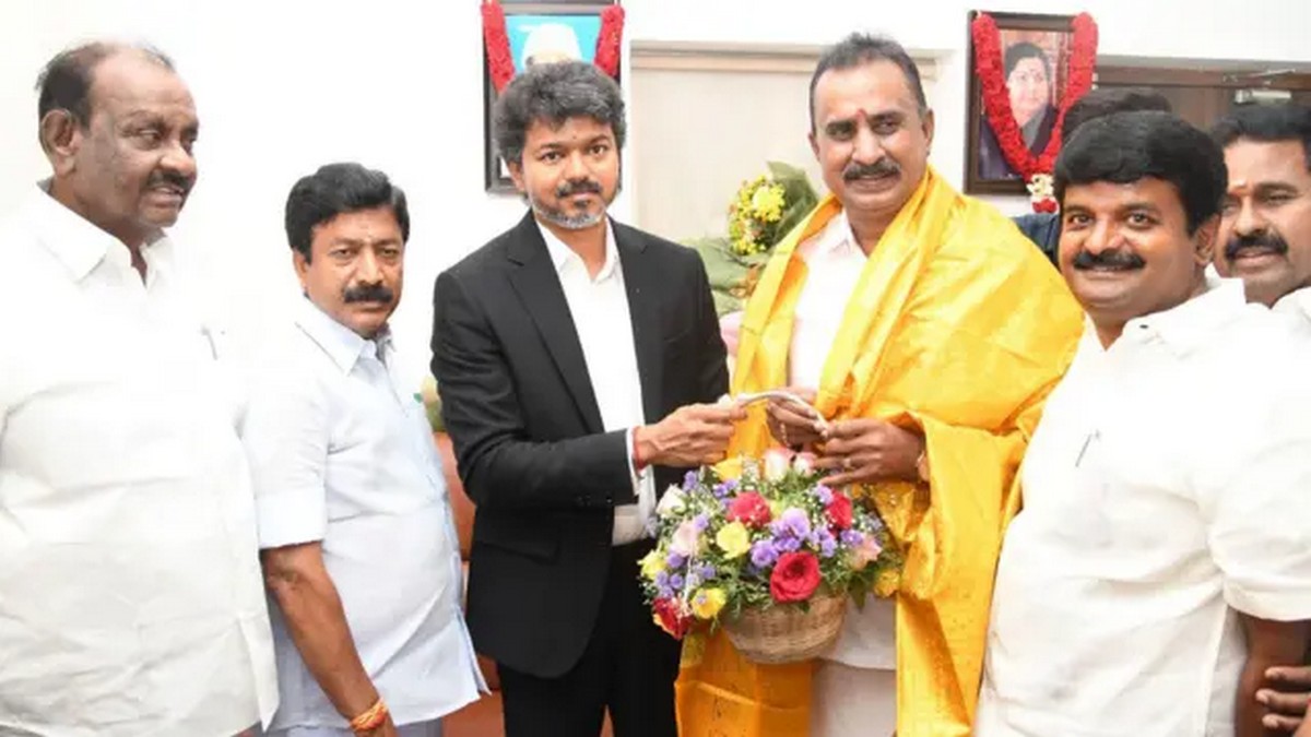 நாங்க அமைச்சர் பதவி கேட்கவே இல்ல!.. எதுக்கு இந்த ...
