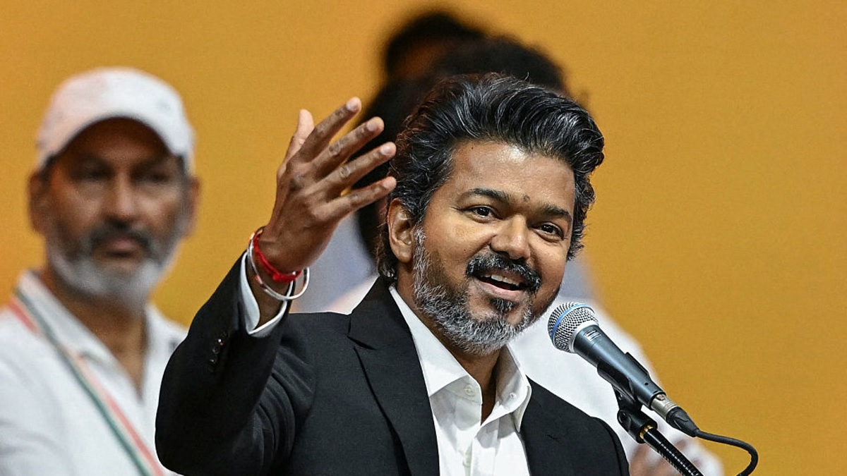 டெல்லியிலிருந்து கர்நாடகா போகும் முதல்வர் ...