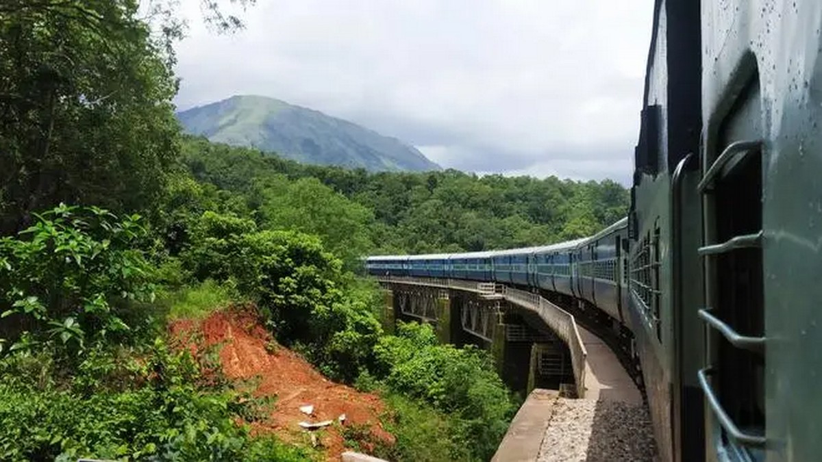 மேற்கு தொடர்ச்சி மலையை ரசிக்க ஒரு வாய்ப்பு!.. ...
