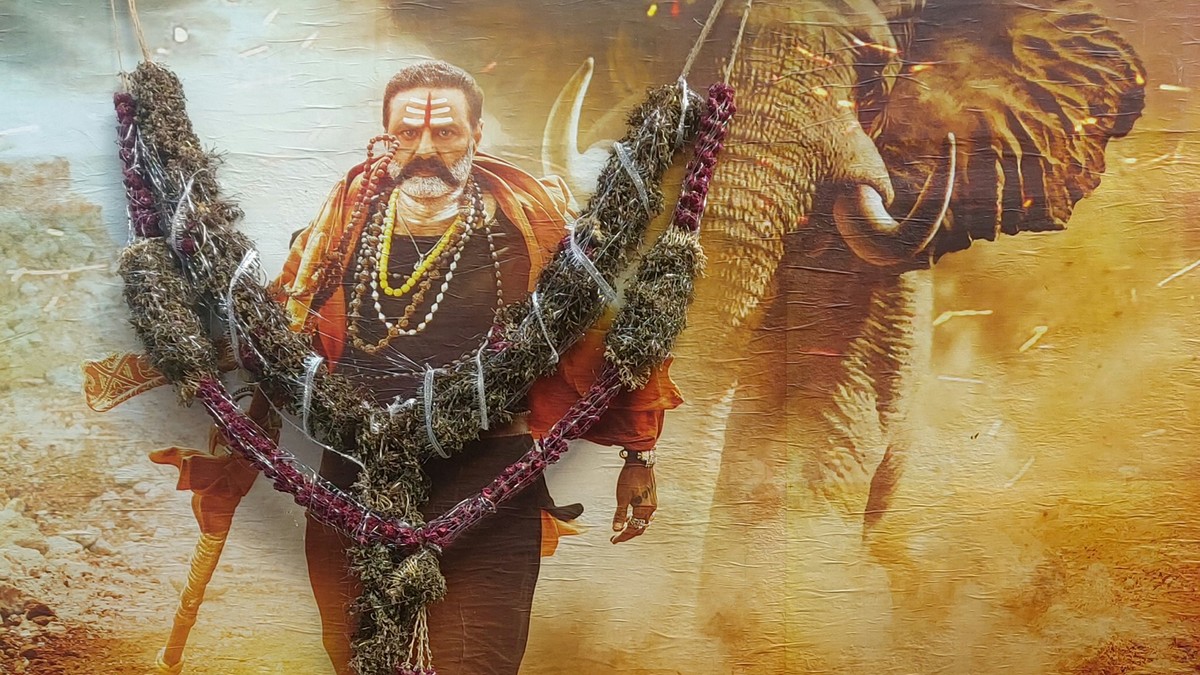 akhanda - balakrishna