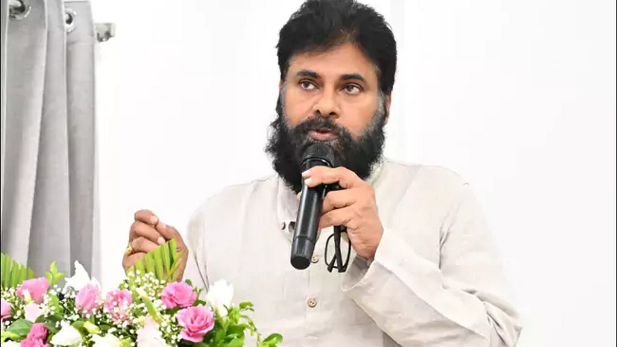 శస్త్రచికిత్స అనంతరం అమరావతికి తిరిగి వచ్చిన పవన్ ...