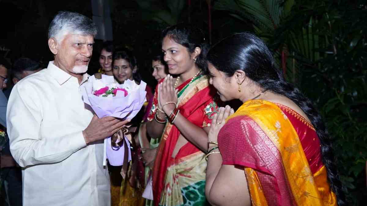 సింగపూరులో అంబులేను కలిసిన చంద్రబాబు.. పెట్టుబడుల ...