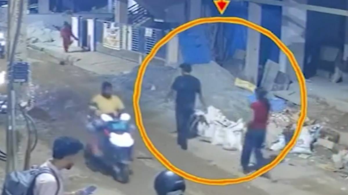 ప్రియుడితో తిరగడాన్ని అడ్డు చెప్పారని ...