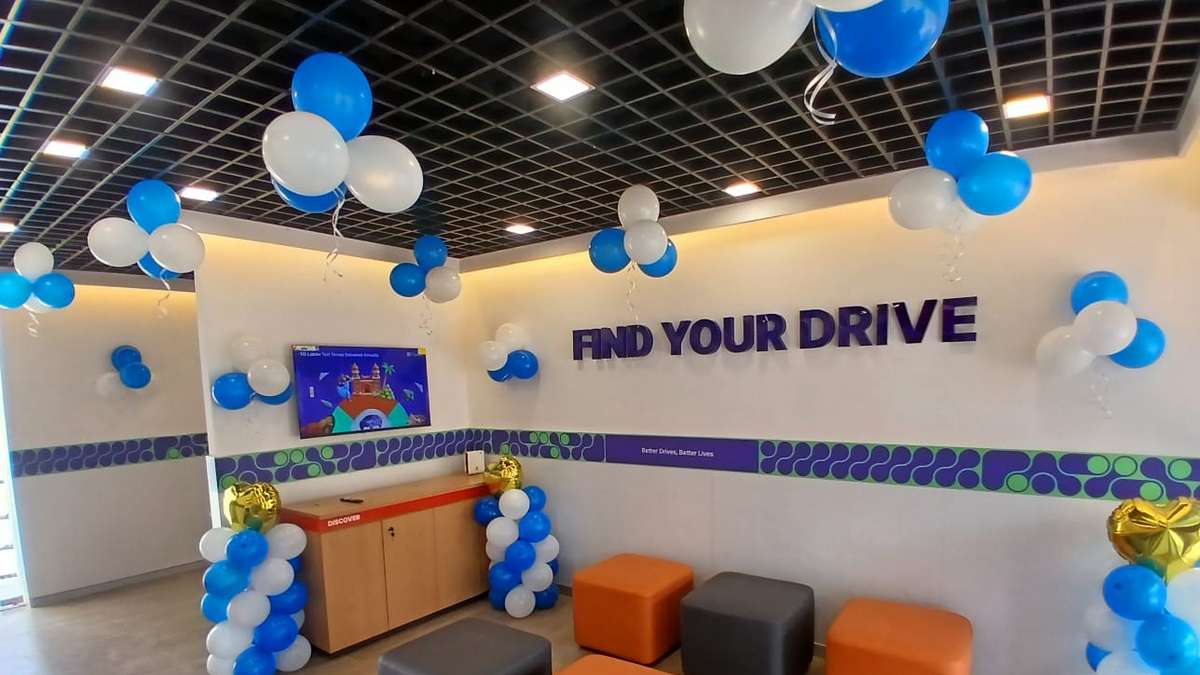 ఉప్పల్‌లో కొత్త కస్టమర్ హబ్‌ ప్రారంభంతో ...