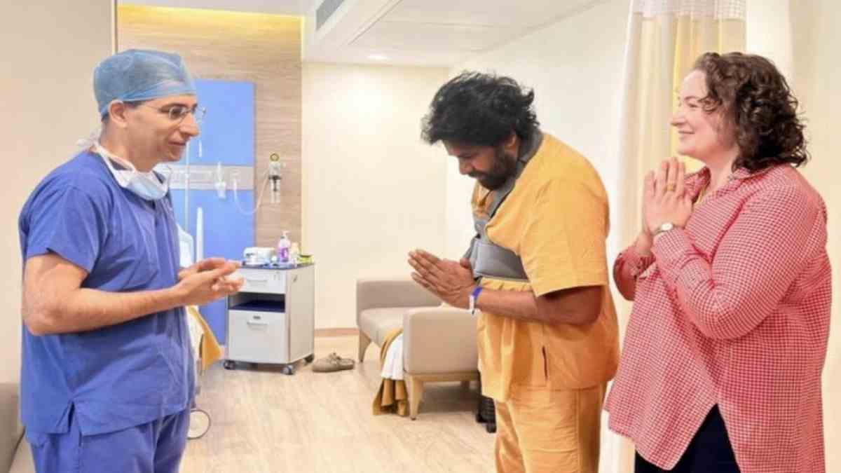 ఆస్పత్రి నుంచి పవన్ కళ్యాణ్ డిశ్చార్జ్ (ఫోటోలు)