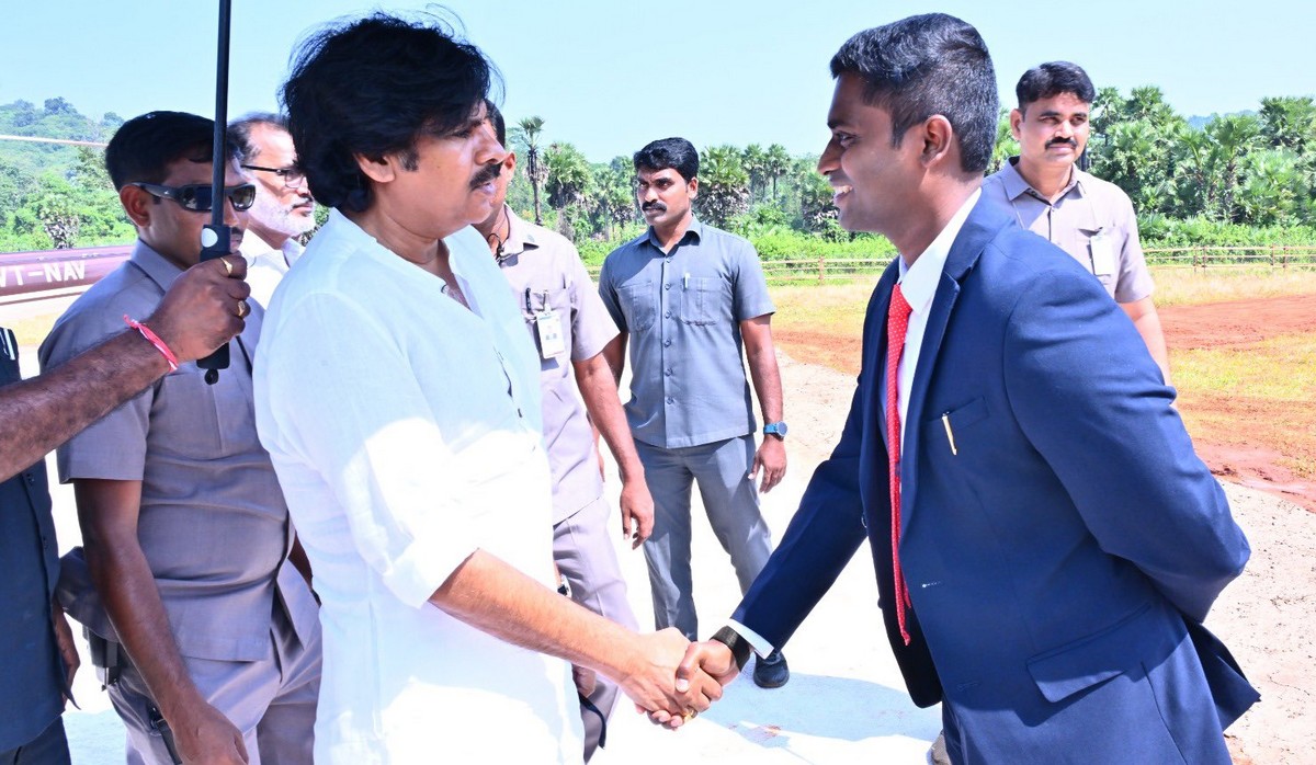 'అడవి తల్లి బాట 2.0' కార్యక్రమాన్ని ప్రారంభించిన ఉప ముఖ్యమంత్రి పవన్ కళ్యాణ్