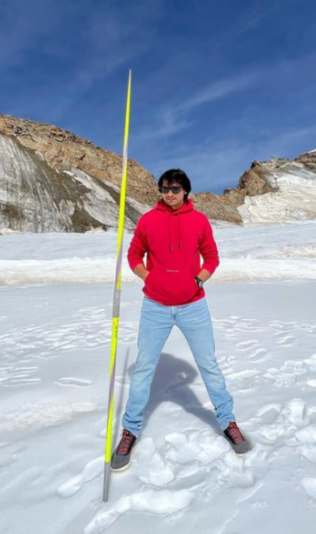 Neeraj Chopra ENJOYING 'holiday of lifetime' in Switzerland