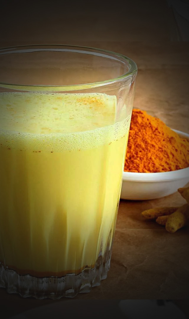 7 Benefits of GOLDEN MILK and how to make it