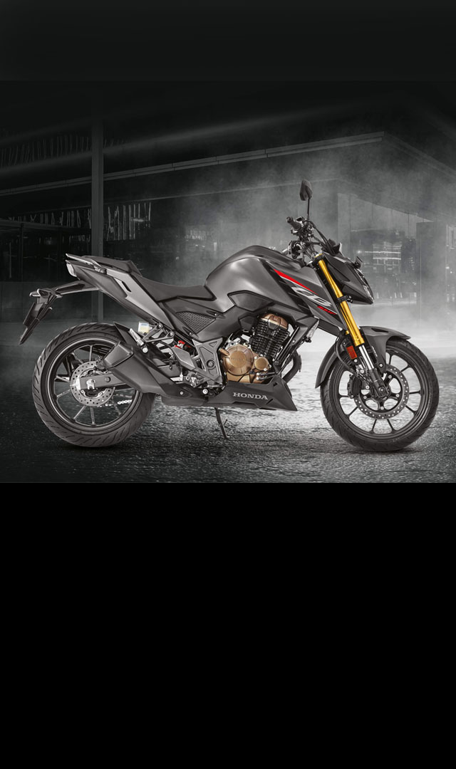 2023 Honda CB300F launched in India, gets Rs 56,000 price cut